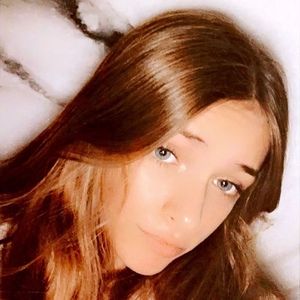 Meet your Posher, Zayda